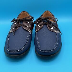 Nice 2 tone Franco Vanucci  Size 11 Lace Up Slip-on  Boat Shoes.EUC